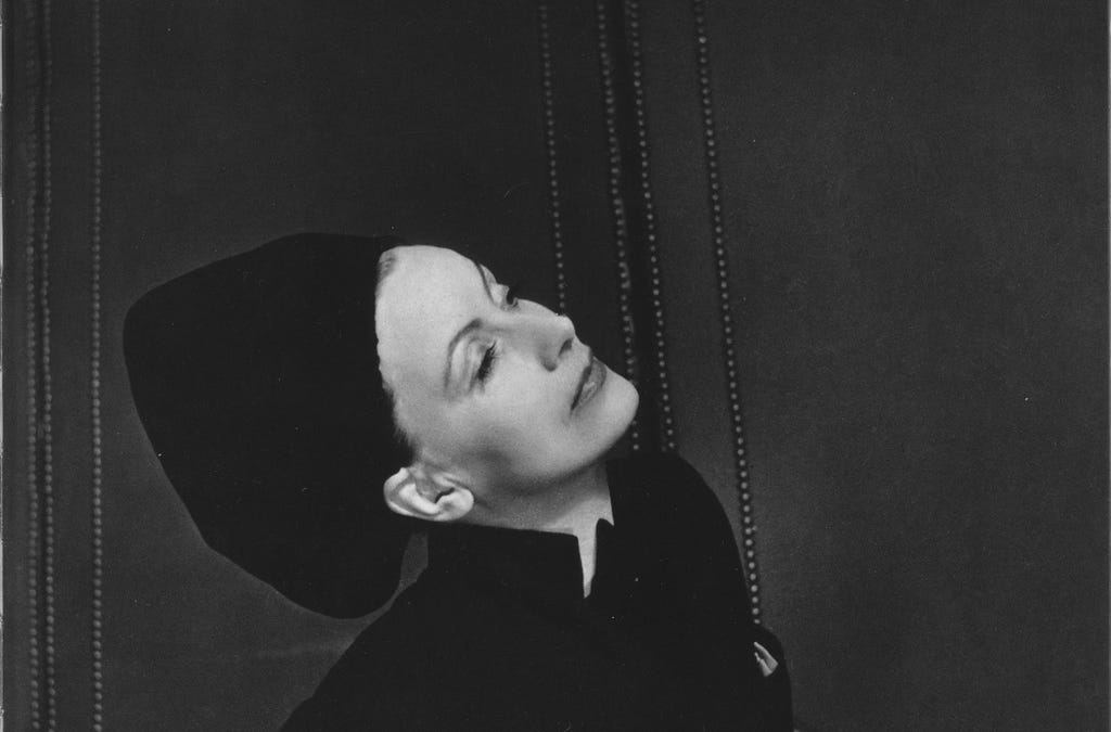 Adorable Story #152: Greta Garbo display picture 2