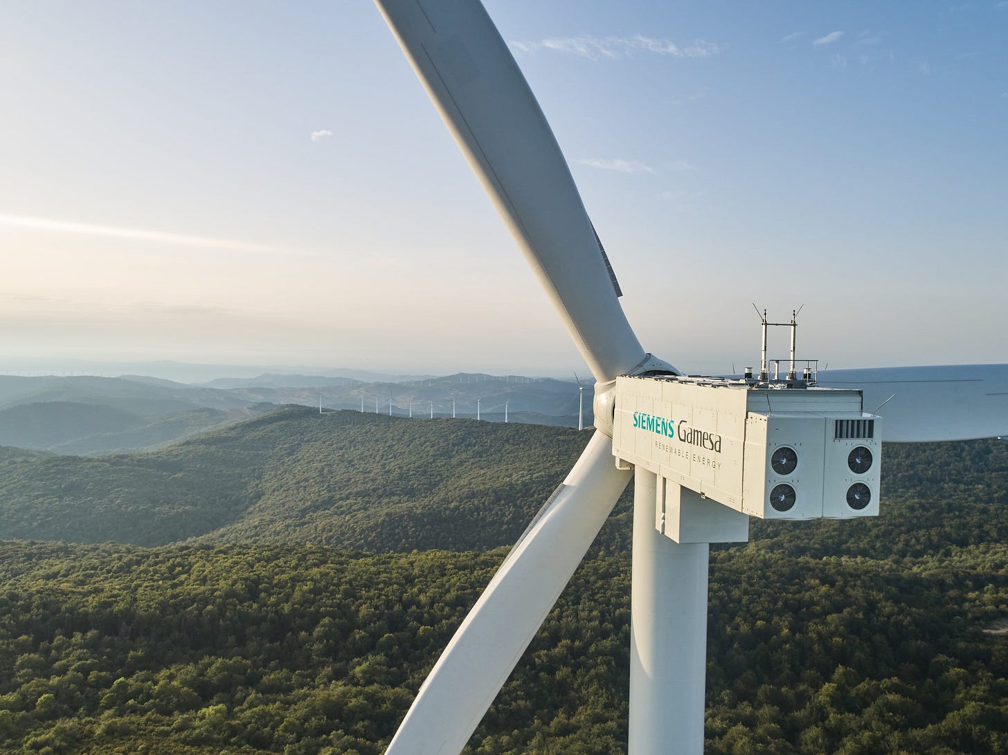 Siemens Gamesa e Iberdrola pondrán en marcha el primer parque eólico de España con el aerogenerador más potente - Asociación Empresarial Eólica Siemens Gamesa e Iberdrola pondrán en marcha el primer parque eólico de España con el aerogenerador más potente - Asociación Empresarial Eólica