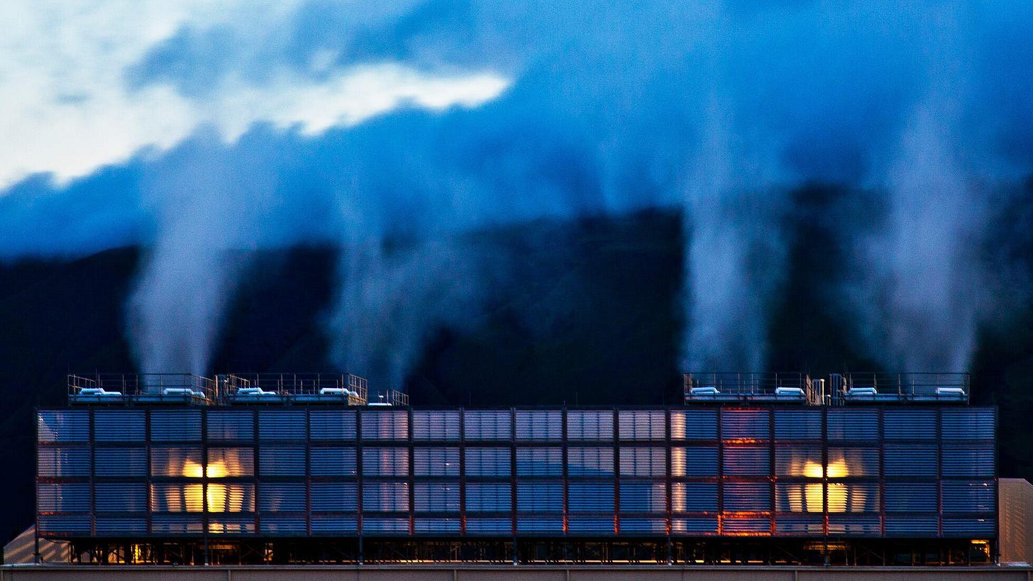 Artificial intelligence guzzles billions of liters of water | Technology | EL PAÍS English Artificial intelligence guzzles billions of liters of water | Technology | EL PAÍS English