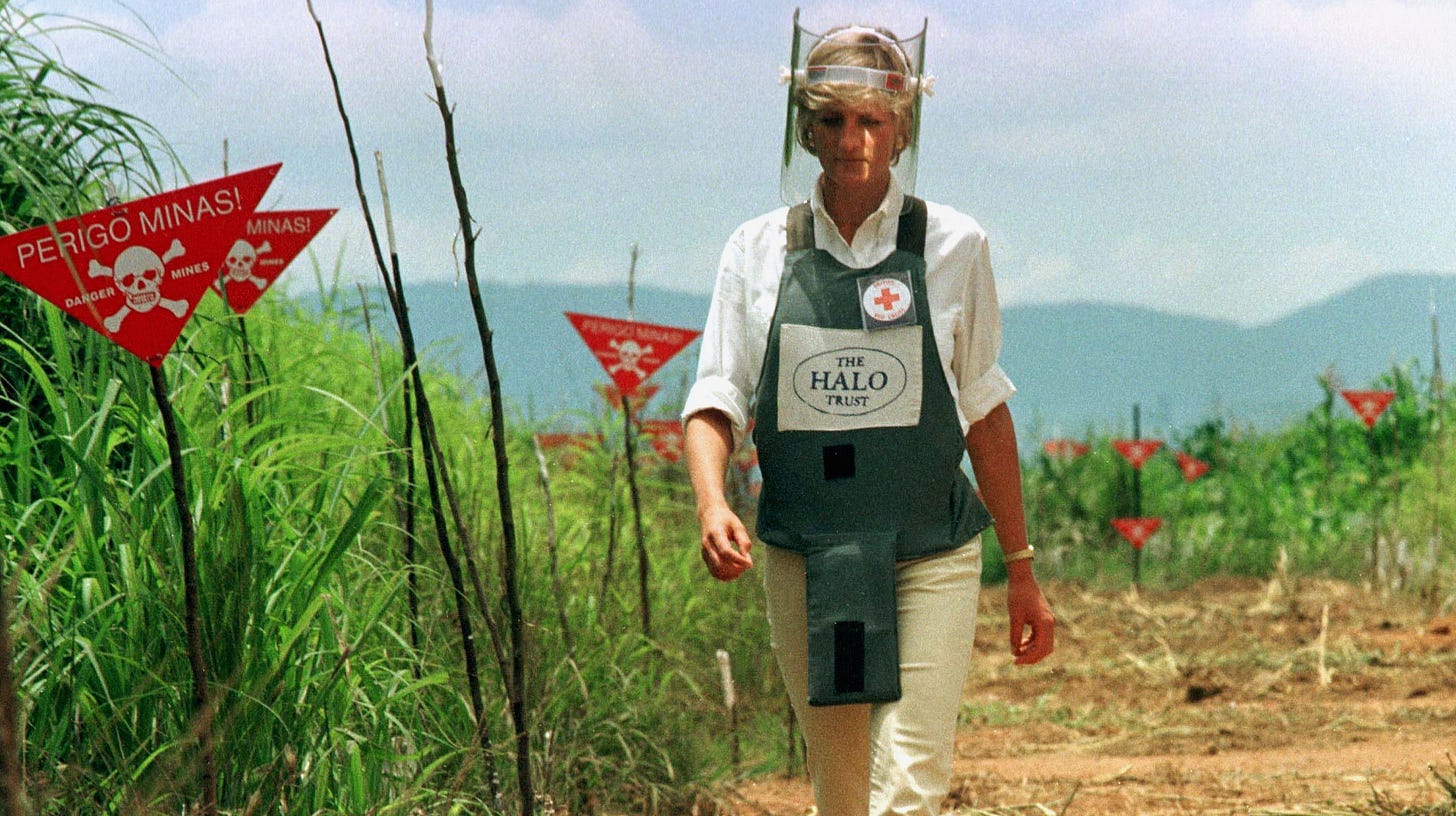 The day Princess Diana stepped into an active minefield - The World from PRX