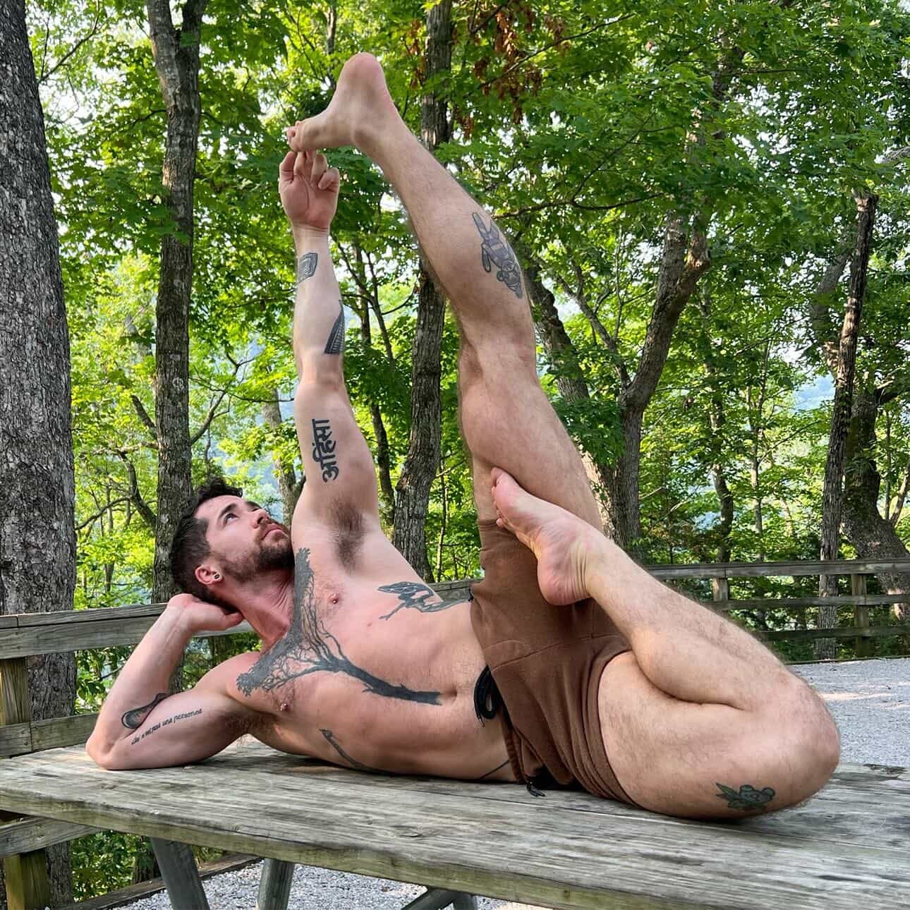 An Interview with Gay Porn Star, Colin Oakley, AKA Thatyogafvcker