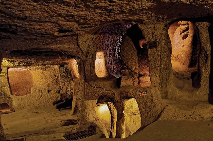 Nevsehir Kaymaklı Underground City  Hittites   8-storey City  Dents/Cavities  Gateaways   Gates   Interior Area  Stone Walls  3000 BC