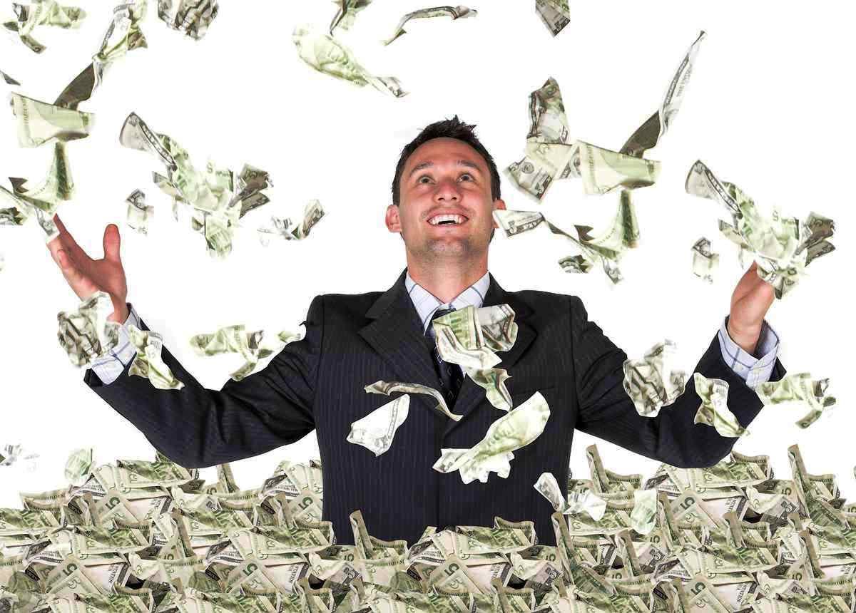 World's Richest 1% Have Double The Wealth Of The Rest Of Us - iExpats