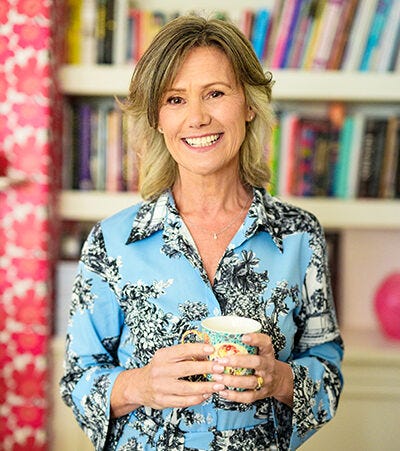 Izzy Bromley | Author