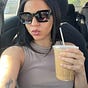Esthefany Castillo's avatar
