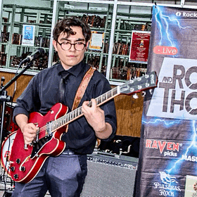 Mexican Fabela: La Nueva Ola del Post-Punk Mexicano