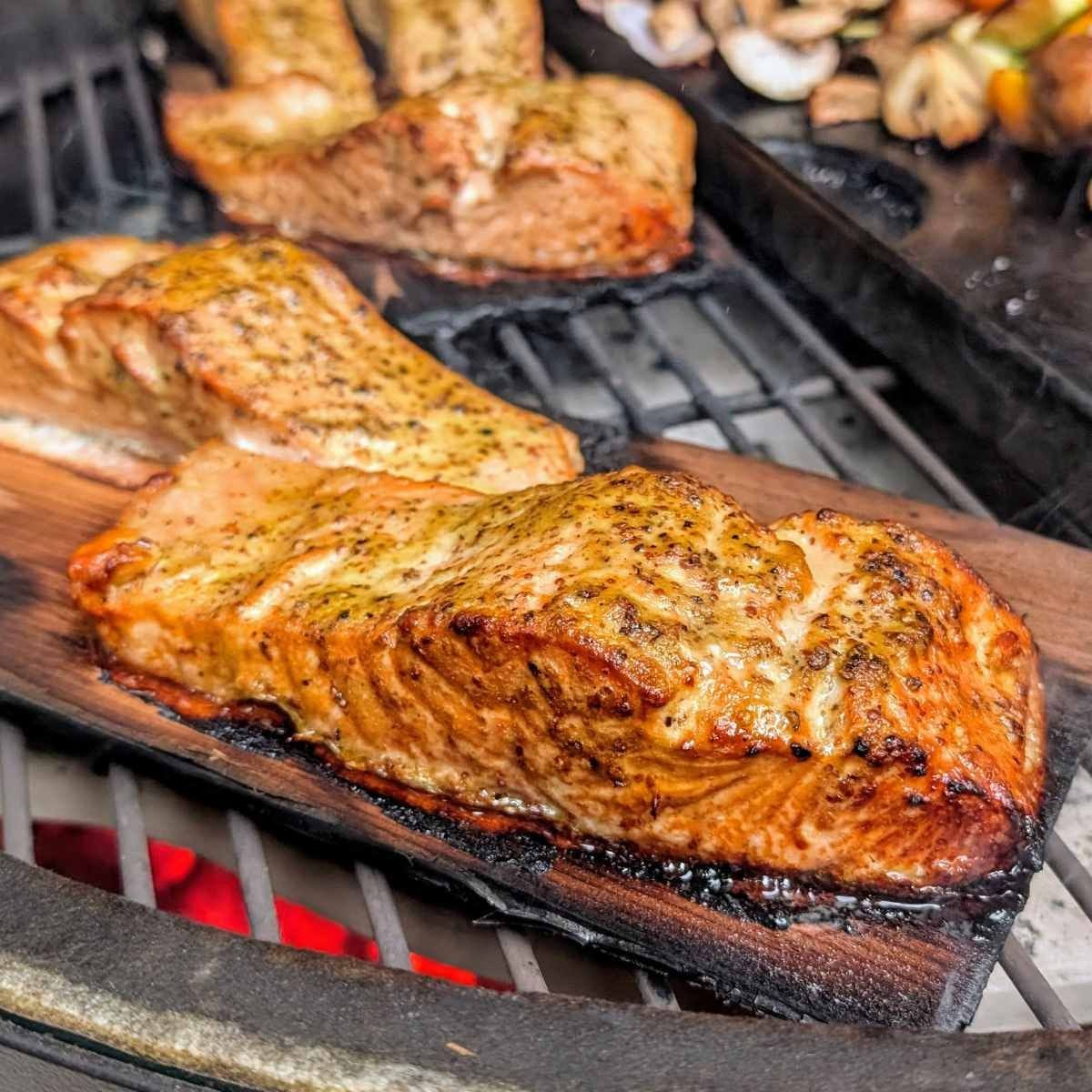 low sodium grilled cedar salmon on the grill with no salt