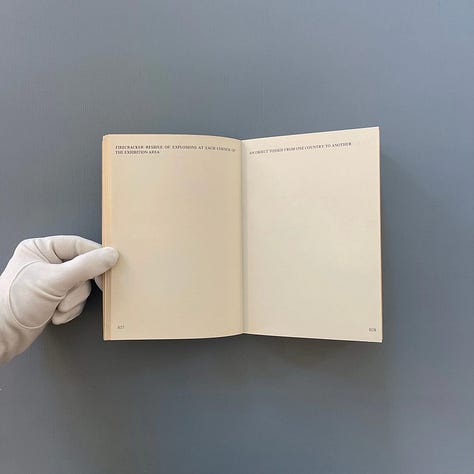 Lawrence Weiner: Works, Anatol AV und Filmproduktion, Hamburg, 1977 [Saint-Martin Bookshop, Bruxelles-Brussel. © Lawrence Weiner]