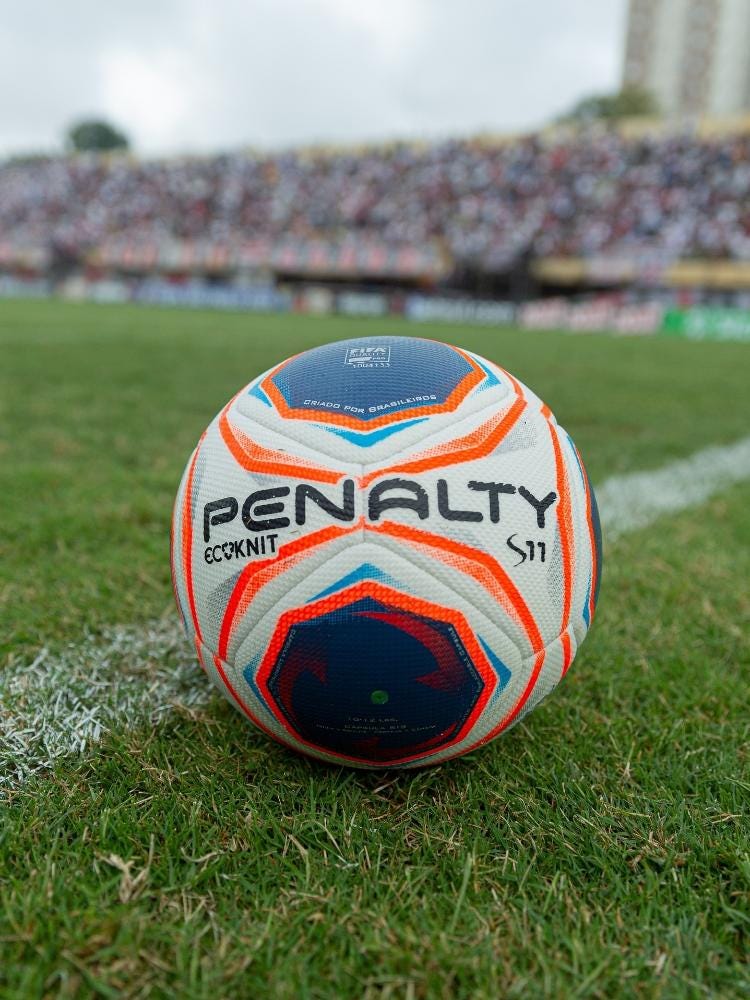 Penalty: Como uma marca brasileira sobrevive contra Nike e Adidas? Penalty: Como uma marca brasileira sobrevive contra Nike e Adidas?