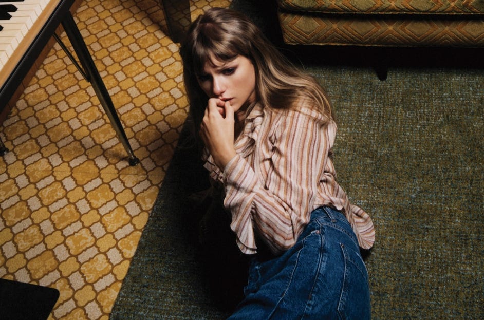 Taylor Swift's 'Midnights' Passes 1 Million Units in U.S. – Billboard