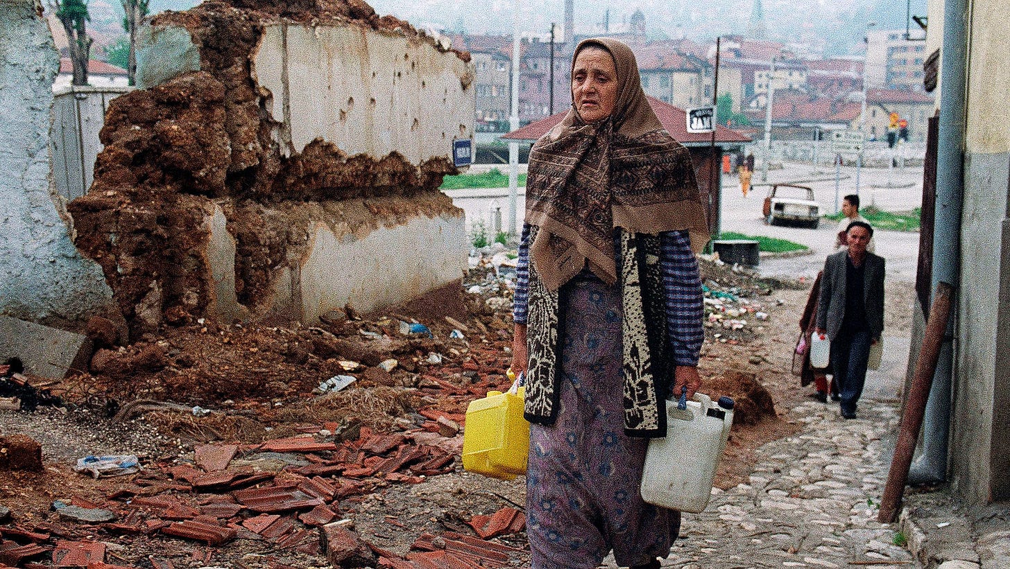 Enduring the Siege of Sarajevo: Snapshots of Survival Enduring the Siege of Sarajevo: Snapshots of Survival