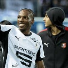 Jérémy Jacquet Points Towards a Back Three