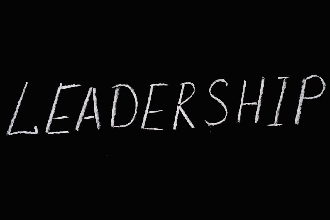 Free Leadership Lettering Text on Black Background Stock Photo