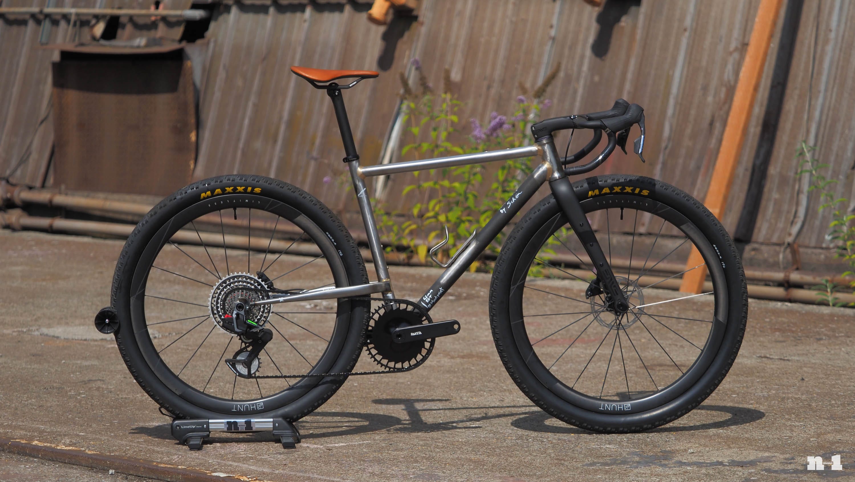 Schön Design Mike Garrigan gravel bike