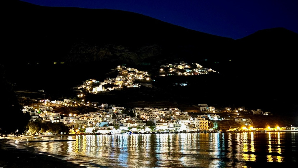 Ormos Aegiali at night (Photo by Marie Powell)
