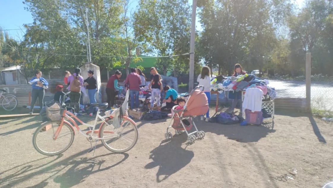 La ONG Hora de Donar asiste a más de 300 personas y pide que el Municipio los ayude
