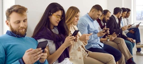 1+ Thousand People With Cell Phones In Waiting Rooms Royalty-Free Images,  Stock Photos & Pictures | Shutterstock
