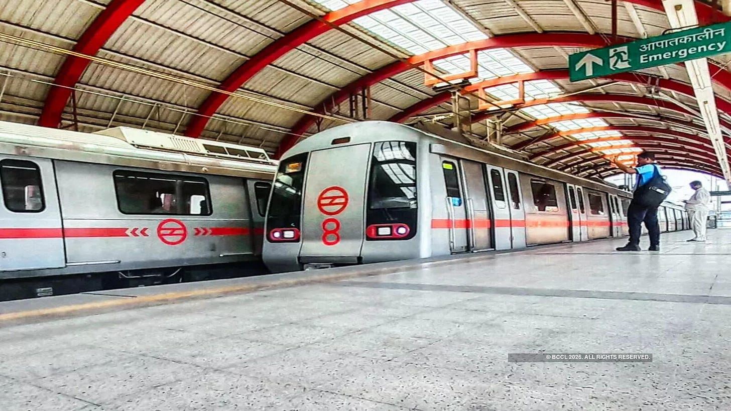 Woman's death at metro station: DMRC to give Rs 15 lakh compensation to  next of kin - The Economic Times