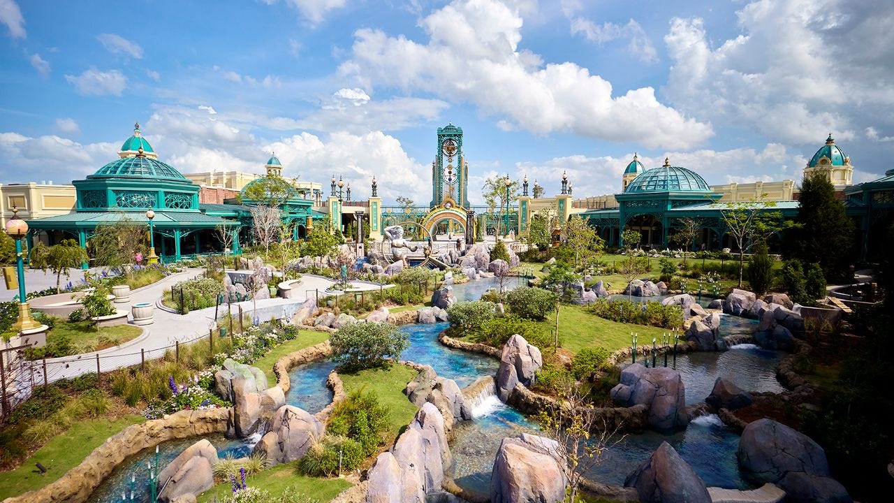 Epic Universe Offers Unique Theme Park Food and Drinks | Bon Appétit