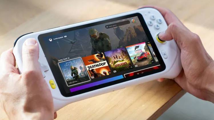 Man playing the Logitech G Cloud Gaming Handheld
