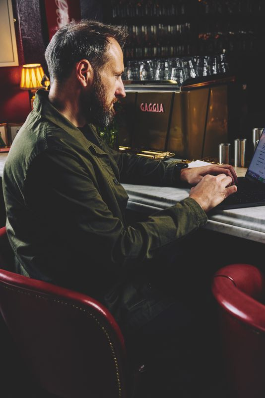 05_08_25_COM_THINK0058.jpg 05_08_25_COM_THINK0058.jpg