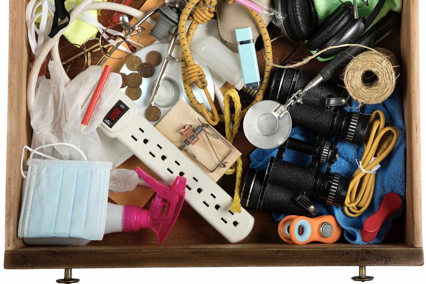 What You Should And Shouldn't Store In Your Junk Drawer