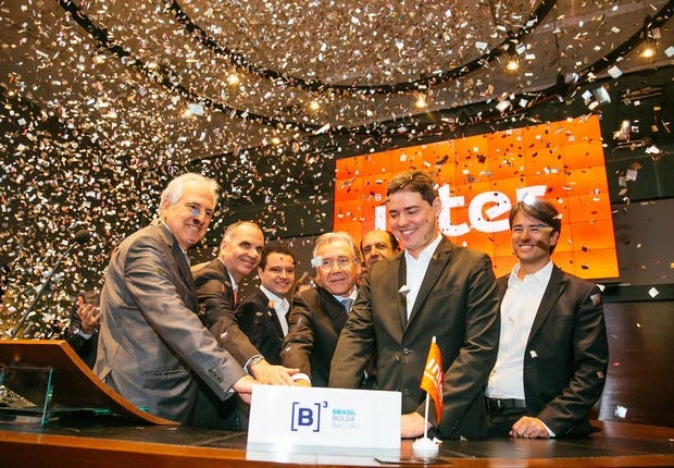Primeira fintech a abrir capital na B3, Banco Inter levanta R$ 722 milhões  - Época Negócios | Empresa