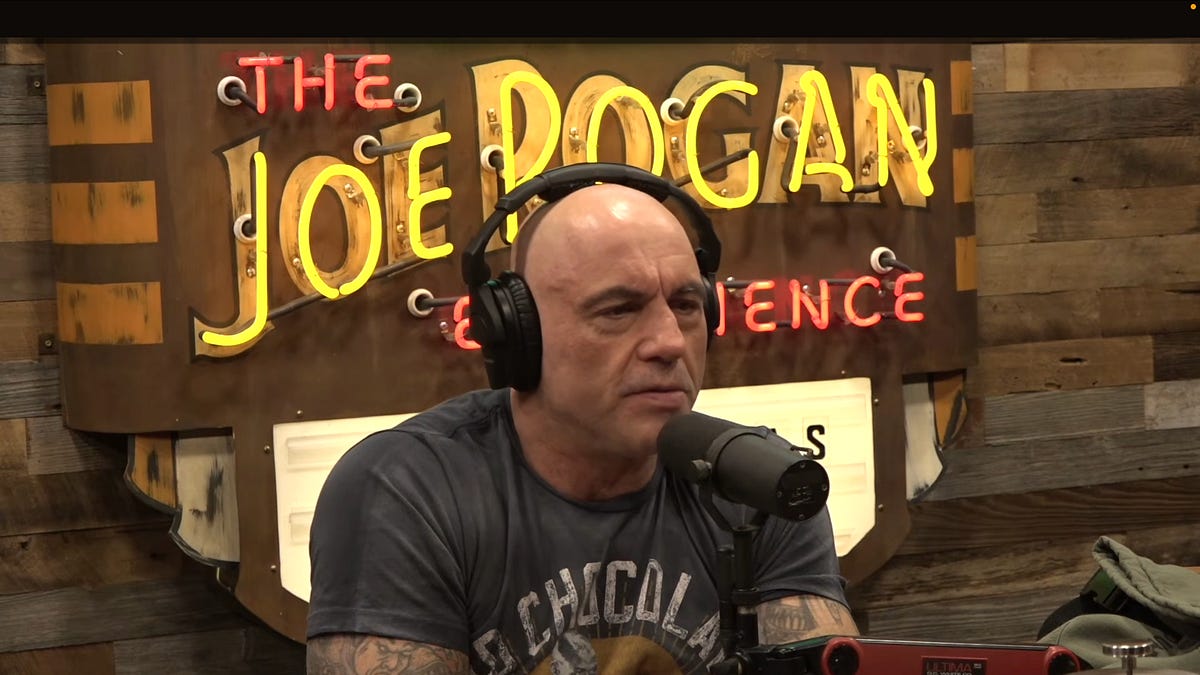 Joe Rogan Thinks People Are Not Allowed To Leave Oxford, England
