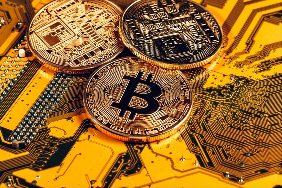 Bitcoin dispara 170% no ano e renova máxima histórica encostando nos US$ 20  mil