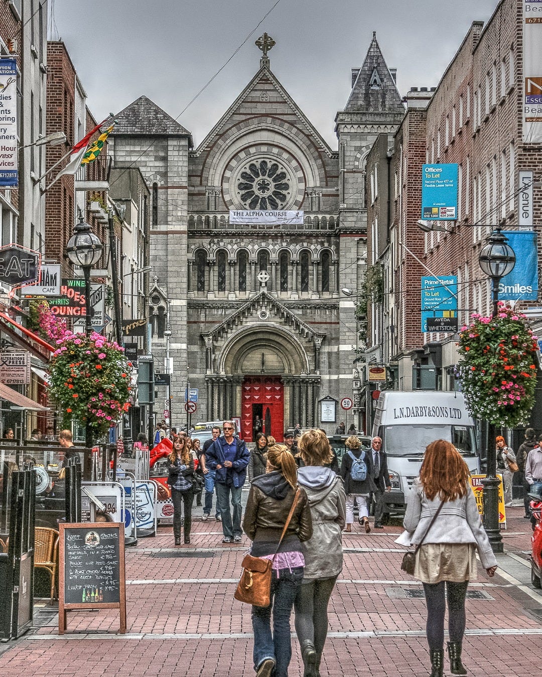 May be an image of 8 people, Rijksmuseum, York Minster and street