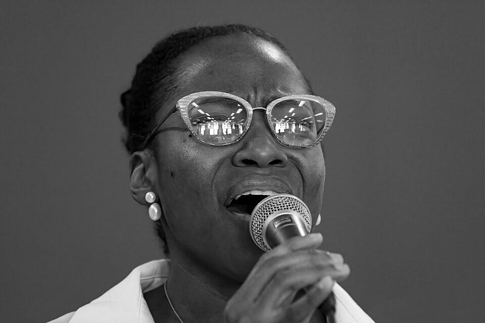 File:Grace Ngambo singing in Evangel Pentecostal Church, Quebec City (B & W).jpg File:Grace Ngambo singing in Evangel Pentecostal Church, Quebec City (B & W).jpg