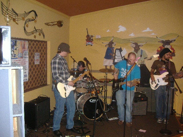 Longtime local band Pirate Radio got their set in. Unfortunately, most of my pictures of them didn't come out so hot. Longtime local band Pirate Radio got their set in. Unfortunately, most of my pictures of them didn't come out so hot.