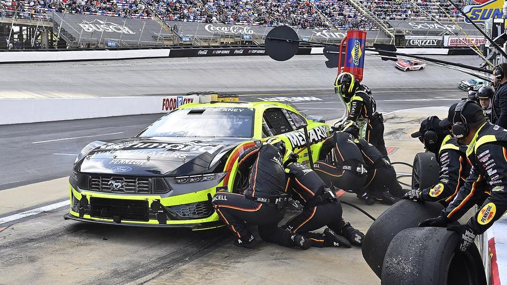 Team Penske is swapping Front Changers for Ryan Blaney and Zane Smith pit crews