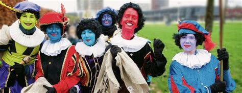 Winter Acts - Pieten op Stelten