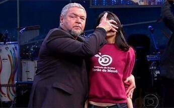 Fábio Puentes mostra a força da hipnose