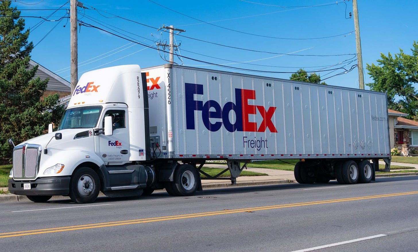 FedEx Freight plans diversification as spin-off date approaches | Journal  of Commerce