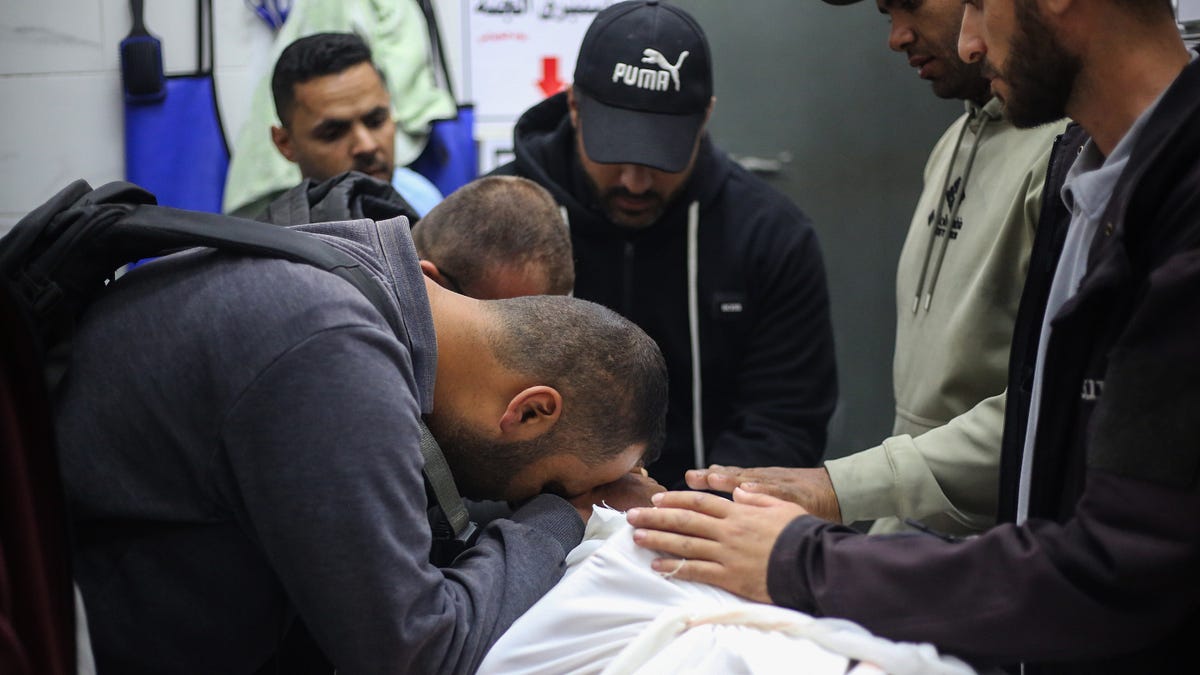 Israel Kills Son of Hamas Leader Khalil al-Hayya as it Pushes Maximalist Demands in Gaza Talks