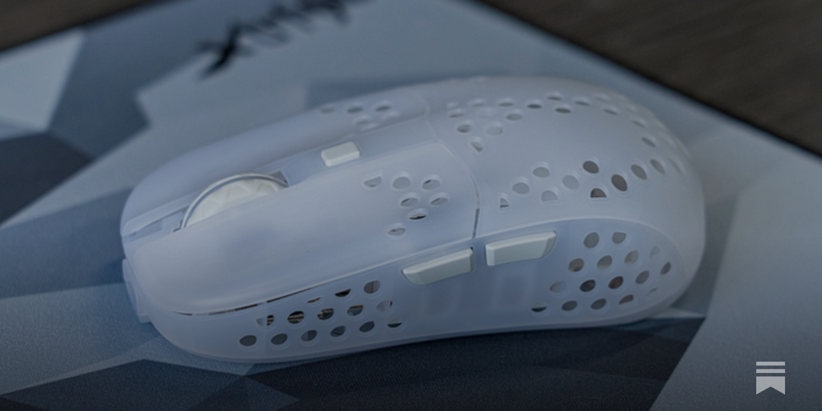 This is the weirdest mouse I've ever used