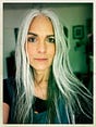 Female Rock Journalist