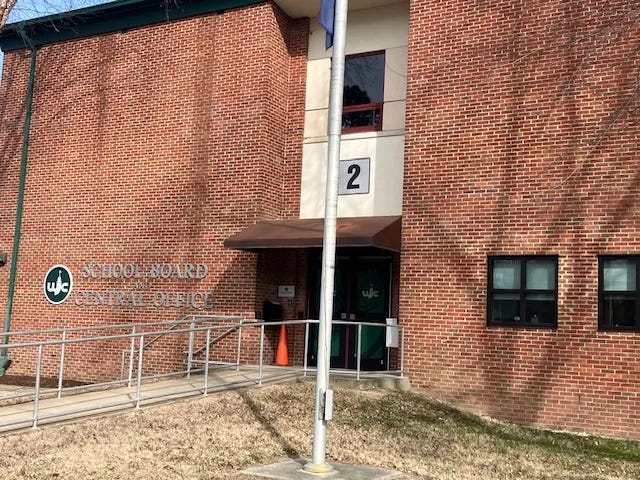 picture of WJCC school board office and Williamsburg library