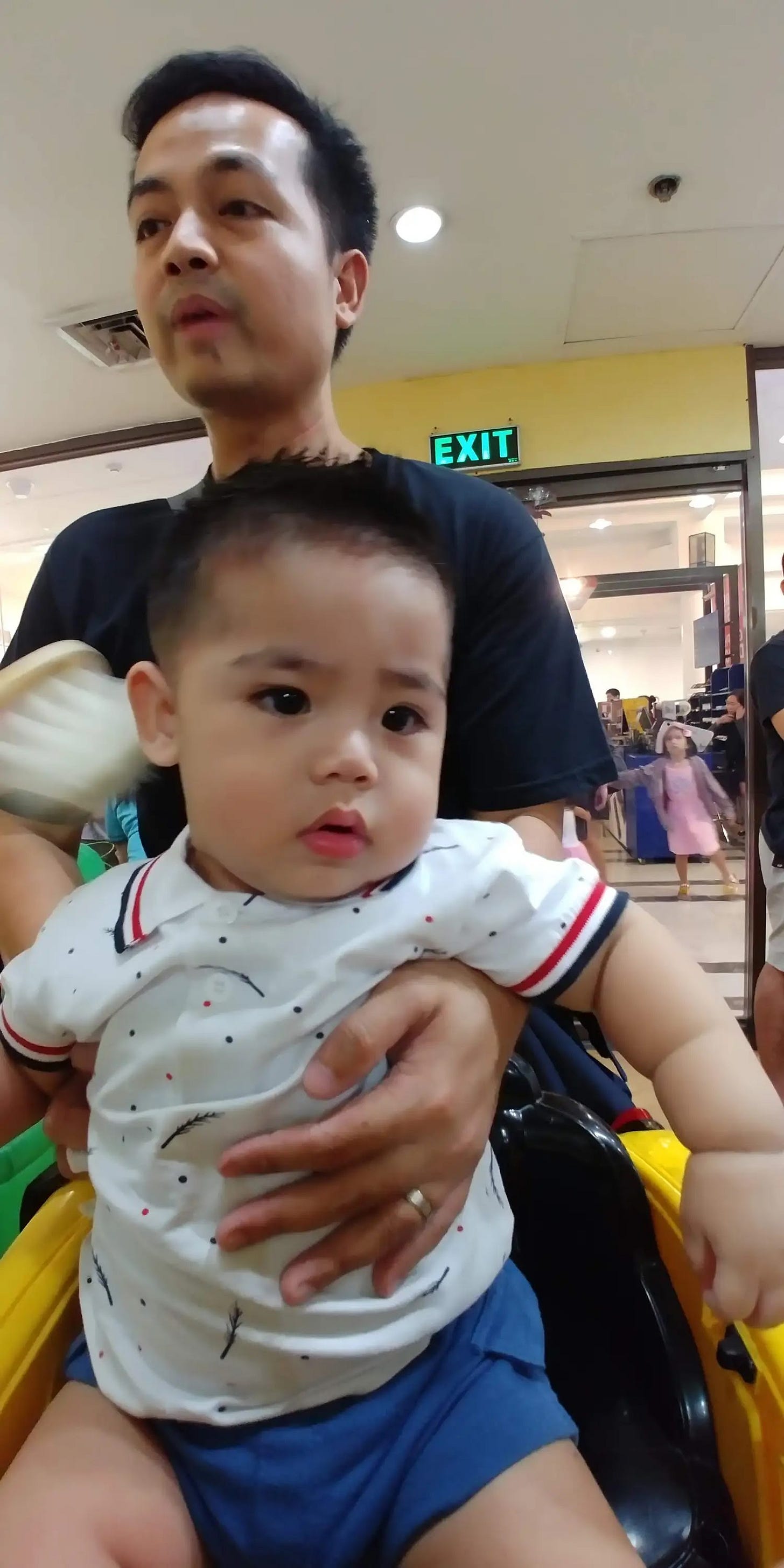 Miguel's first haircut at Cuts 4 Tots Miguel's first haircut at Cuts 4 Tots