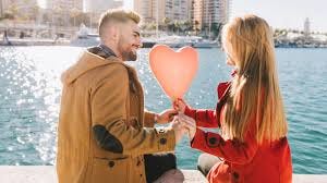 Dating vs. Relationships: Understanding ...