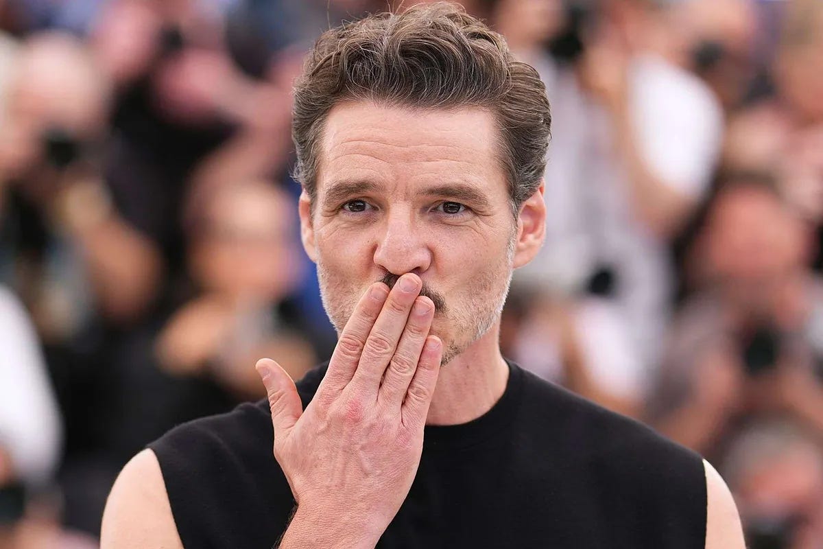 Pedro Pascal makes a provocative gesture during a wrap party for The Last  of Us | Marca