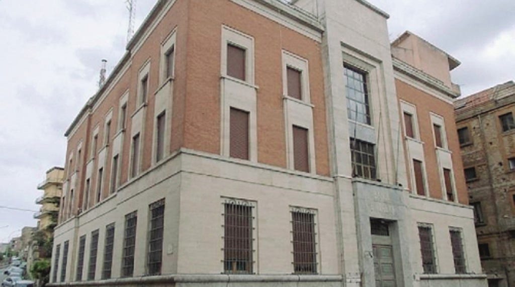 L’ex palazzo della Banca d’Italia a Enna è in vendita - Giornale di Sicilia