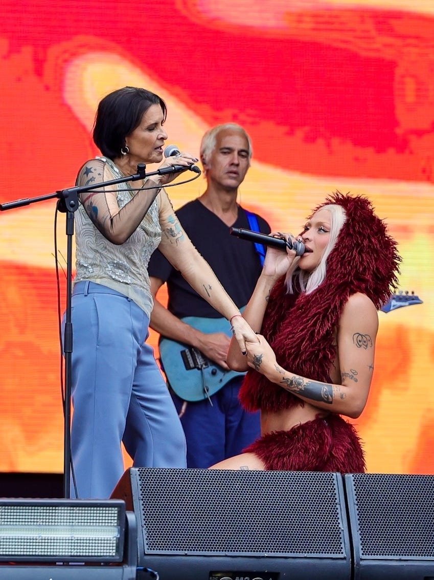 Marina Lima estreia no Lolla com Pabllo Vittar: 'Chegou minha vez'