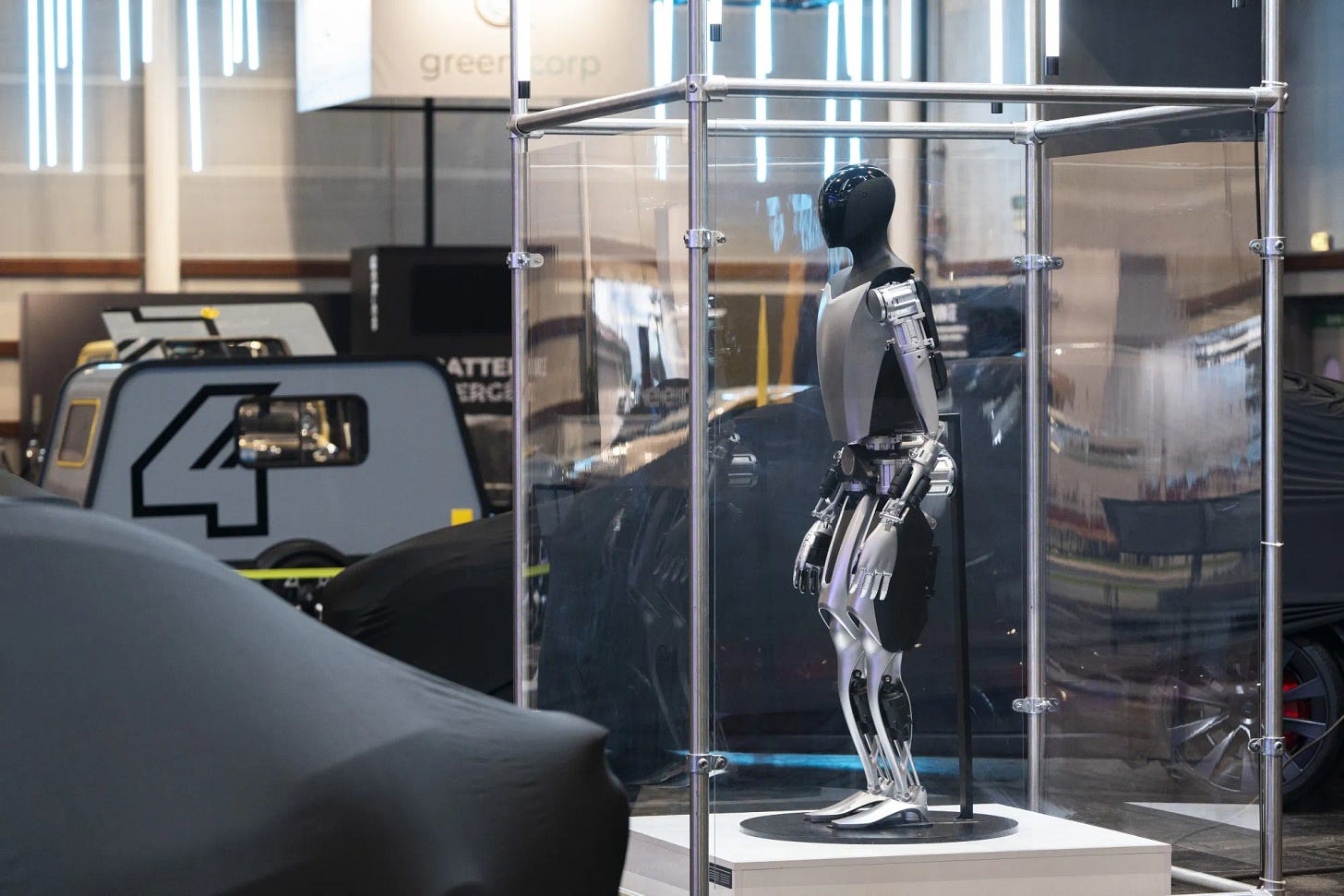 Tesla Sues Ex-Optimus Engineer Alleging Theft of Robotic Trade Secrets -  Bloomberg