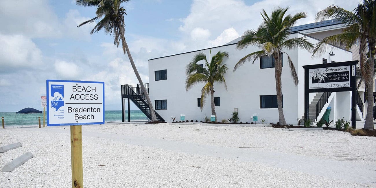 Bradenton Beach Mayor Stops Resort’s Attempt to Restrict Public Beach Parking