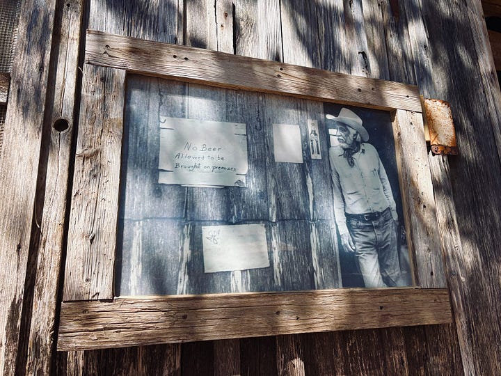 Luckenbach, Texas Photos