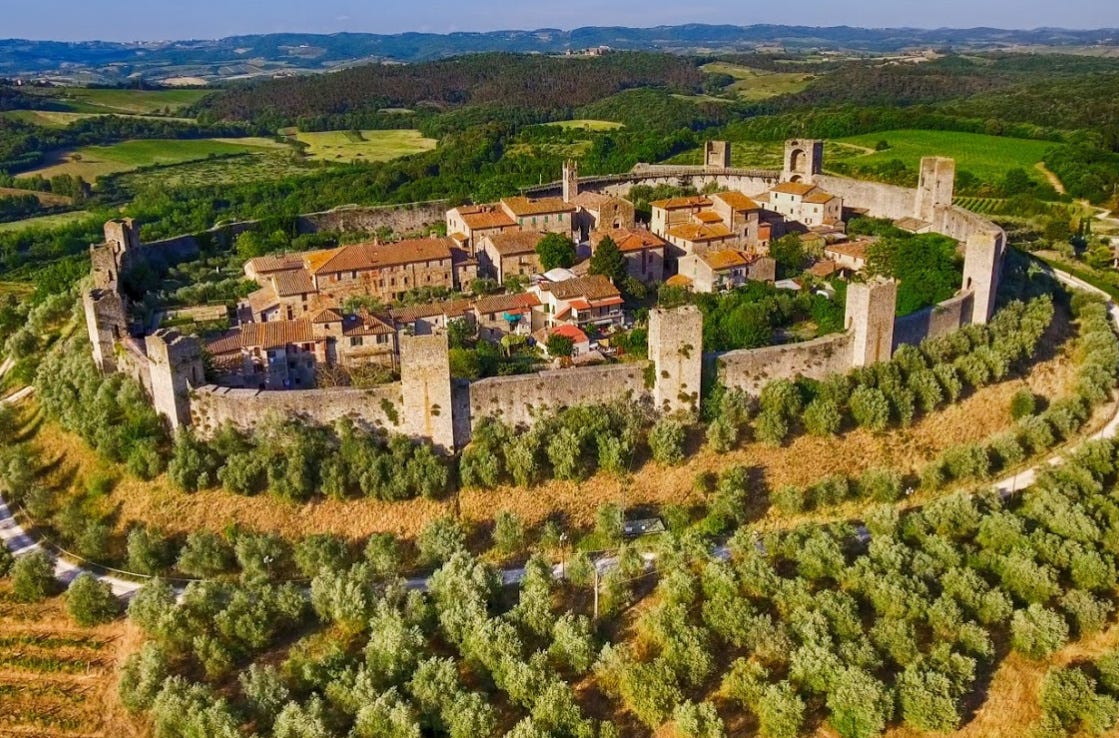 Exploring the enchanting hilltop towns of Tuscany
