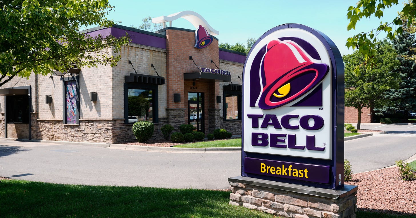 Taco Bell is offering its Mexican Pizza for just $1 - don't worry, it doesn't have lettuce Taco Bell is offering its Mexican Pizza for just $1 - don't worry, it doesn't have lettuce